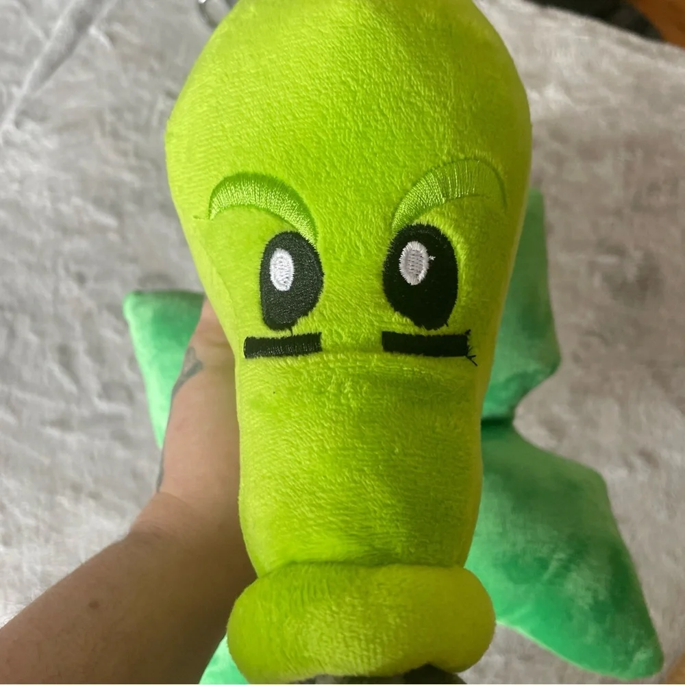 N/A soft green